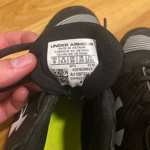 Under Armour Glyde RM Softball Cleats in Black/White - Picture 4 of 5